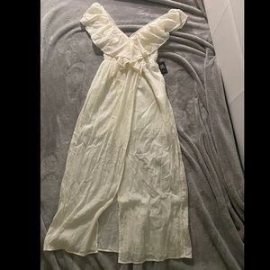 Excellent condition, has not been worn!